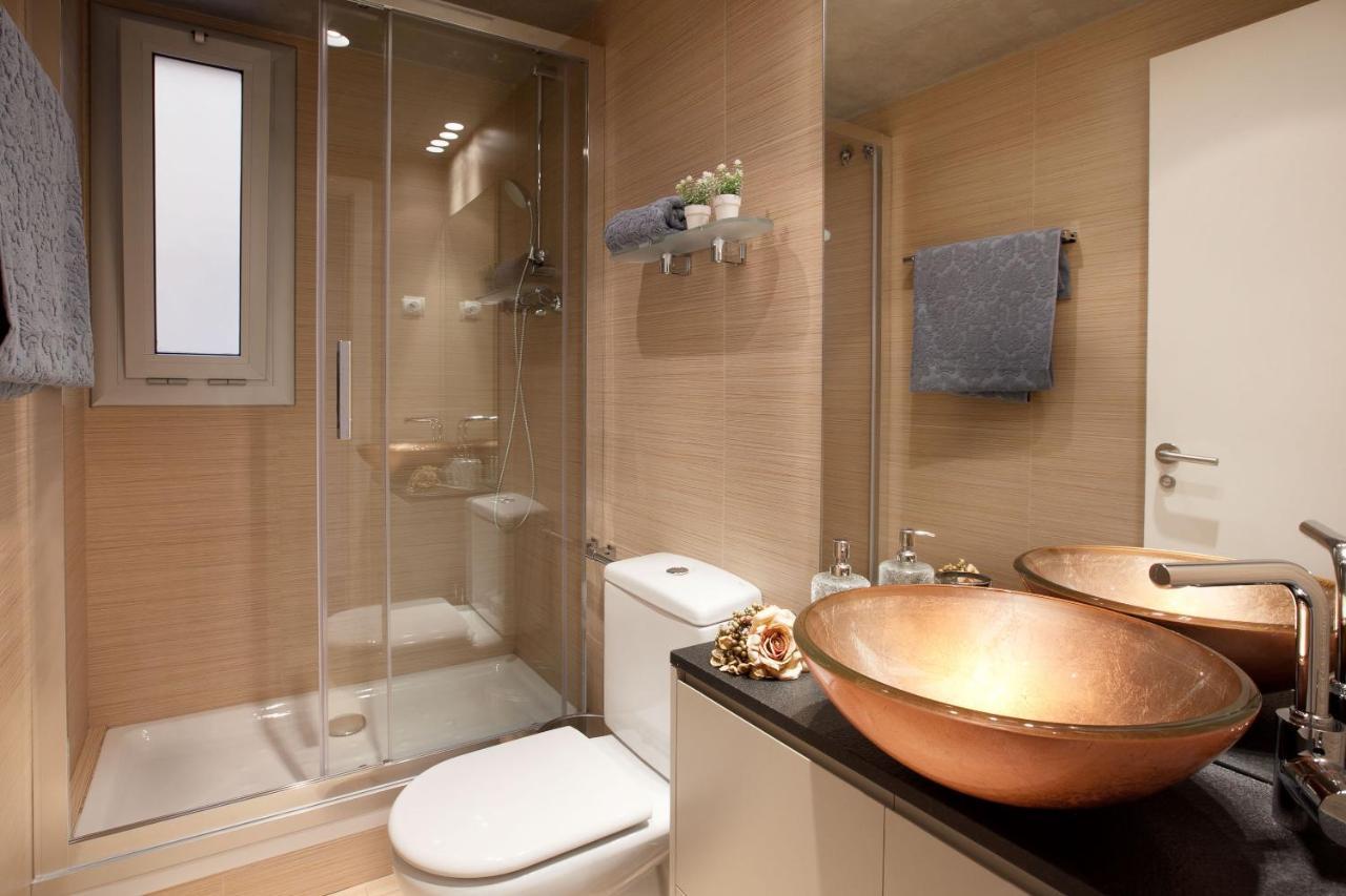 Calabria Luxury Apartment บาร์เซโลนา ภายนอก รูปภาพ